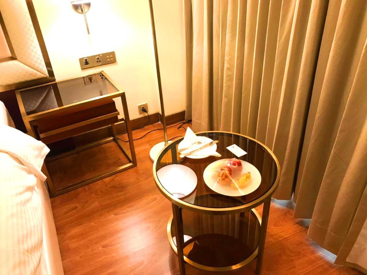 Kay-Em Spectra Hotel Chennai Eksteriør bilde