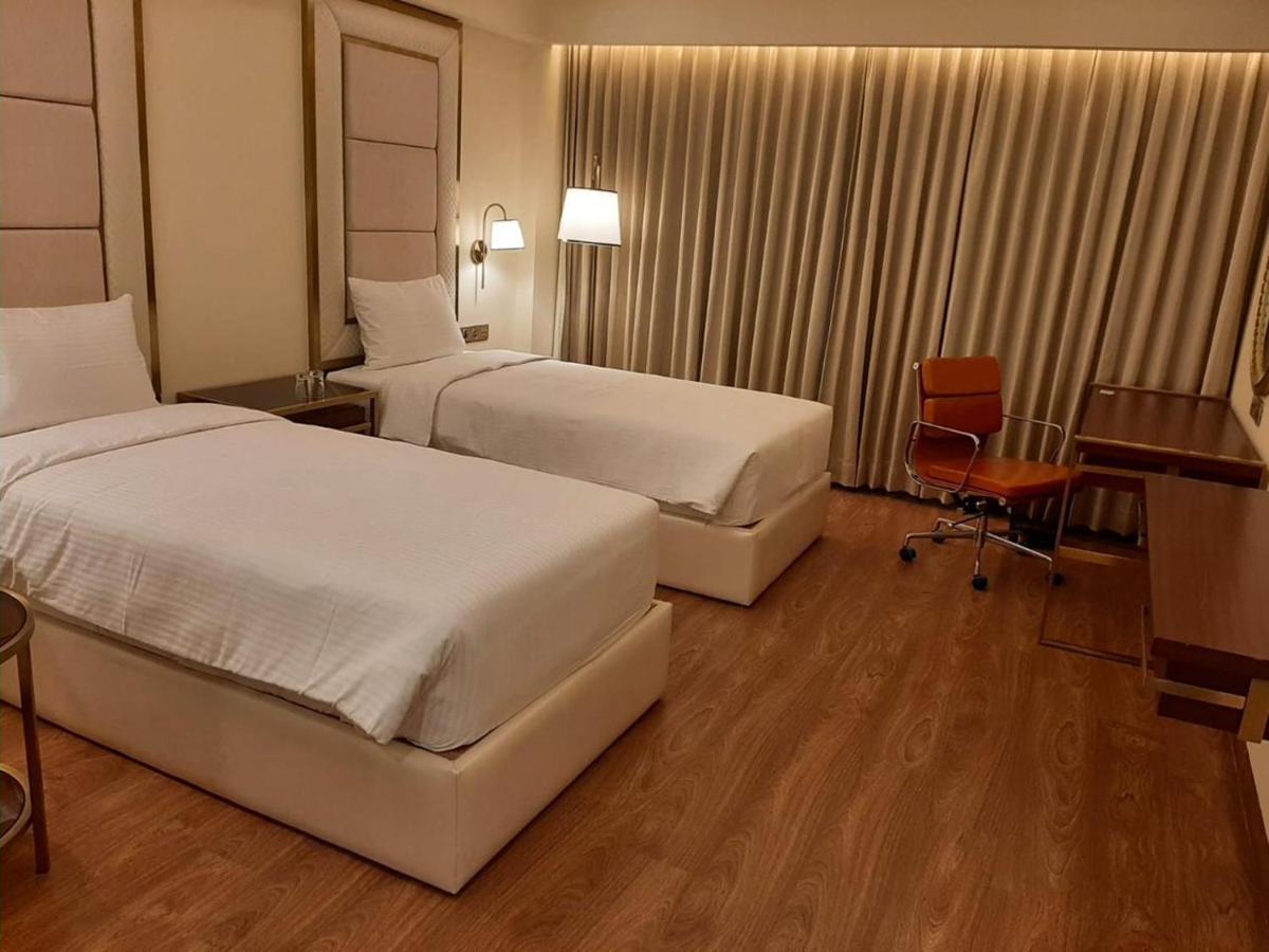 Kay-Em Spectra Hotel Chennai Eksteriør bilde